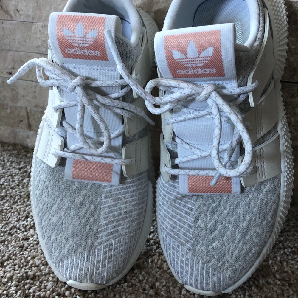 Adidas Tennis Shoes